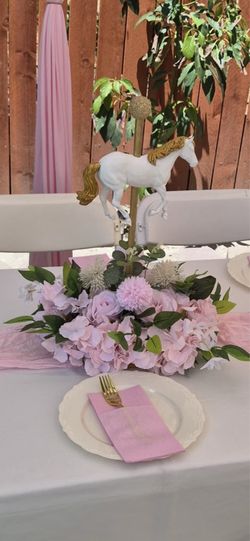 Carousel horse centerpieces