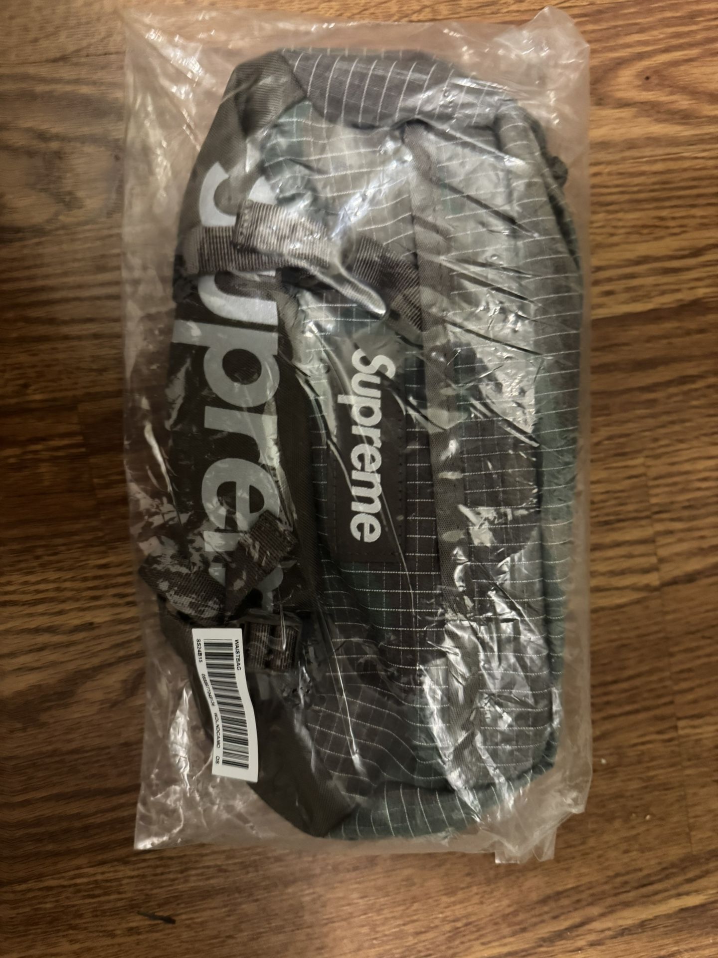 Supreme Woodland Camo Waist bag