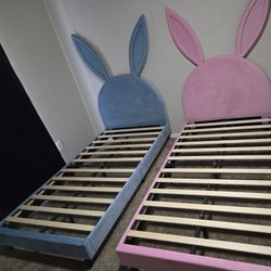 Twin Bed