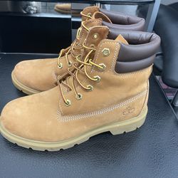Timberlands Womens Premium Boots Waterproof  Size 7