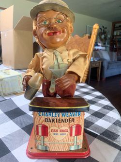 Vintage Charlie Weaver Bartender