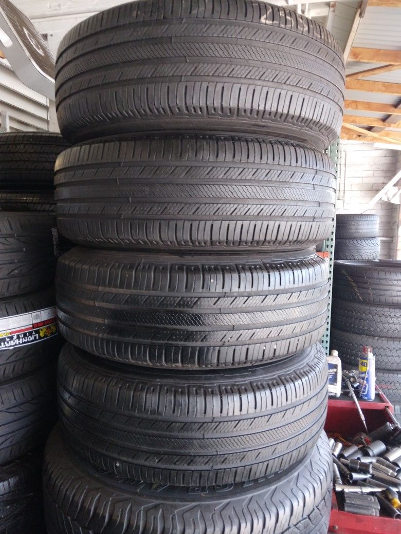 Tires 235 65 R17 Michelin Premier Ltx