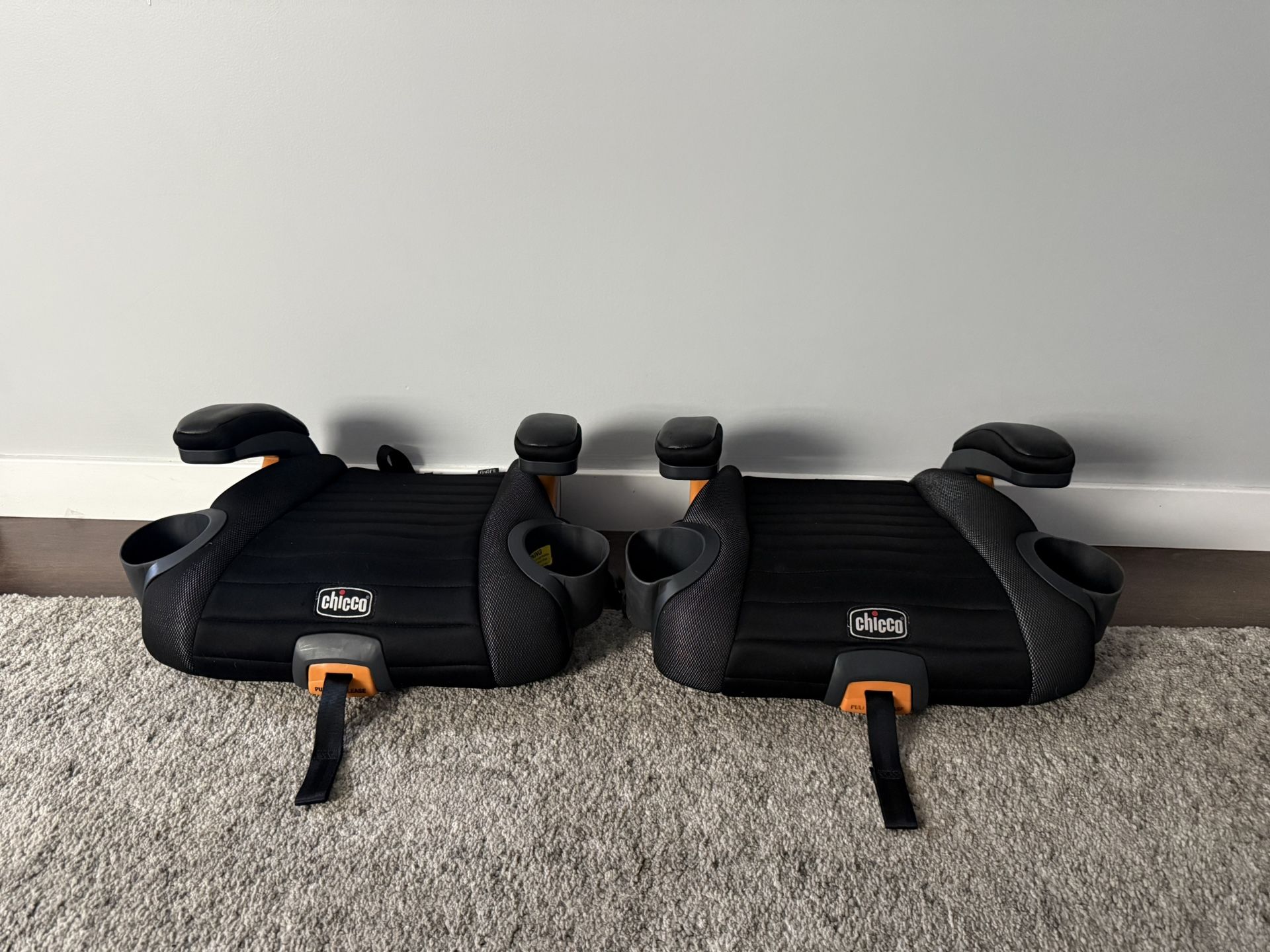 Chicco GoFit Plus Backless Booster Car Seat