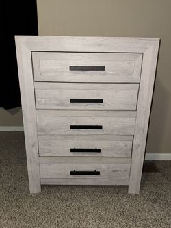 5 Drawer Chest