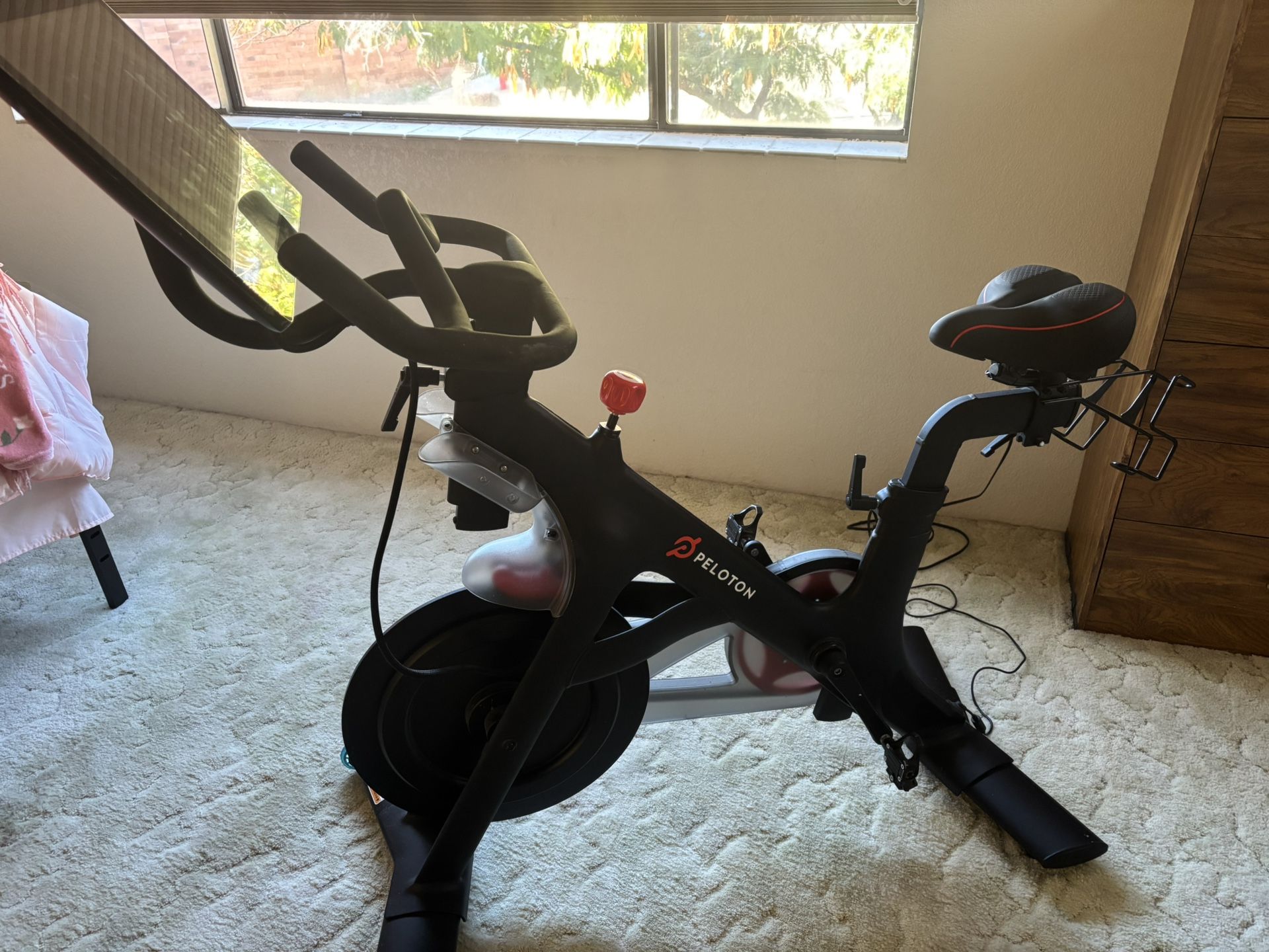 Peloton PLTN/- RB1VQ