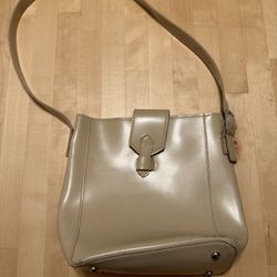 Elegant Beige Women's Bag
