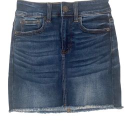 —>Womans/girls American Eagle jean skirt!!<—