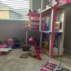 Barbie Dream House And Accessories 
