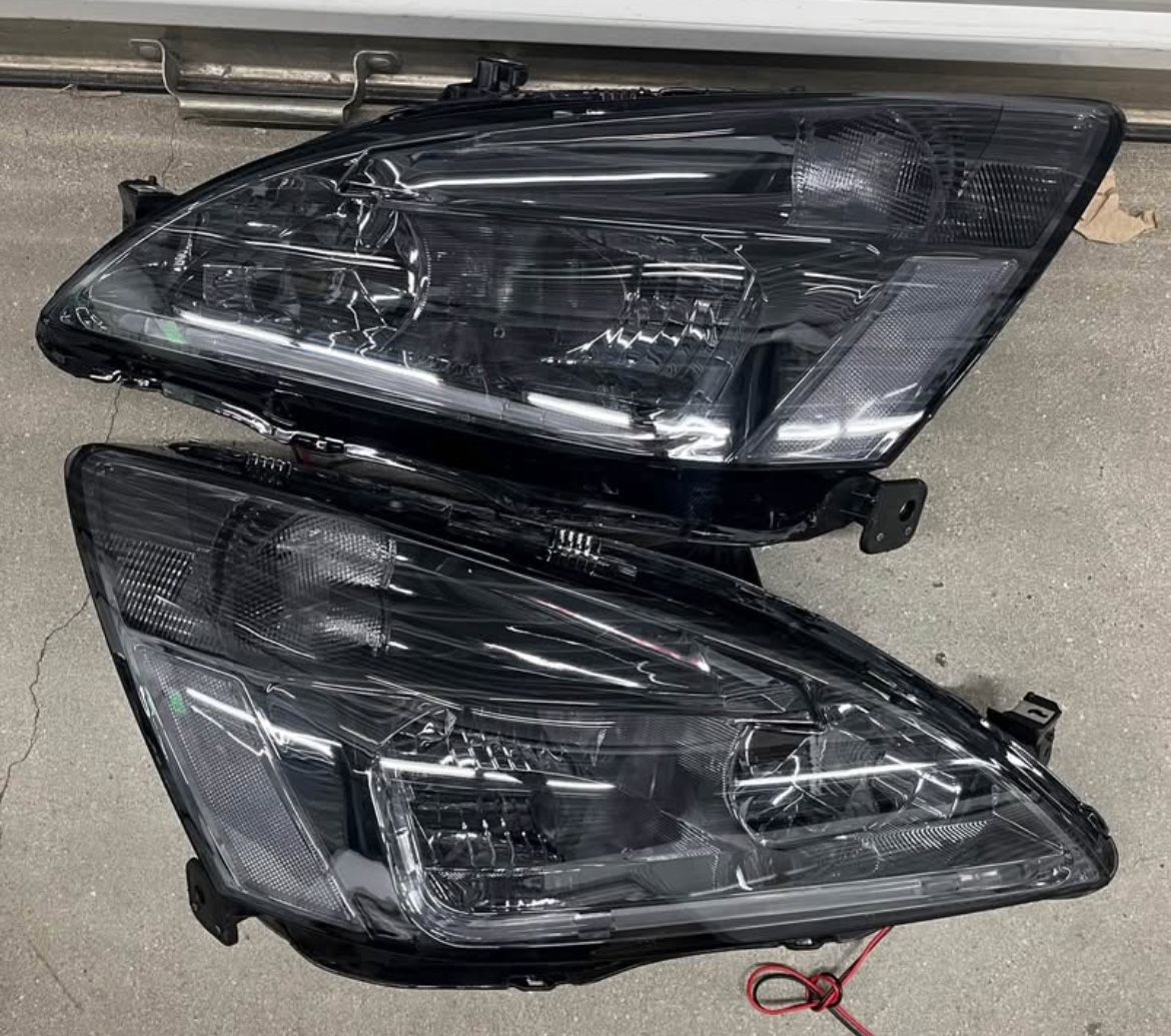 03-07 Honda Accord Smoked Headlights