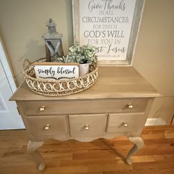 Ethan Allen Console Table / Chest