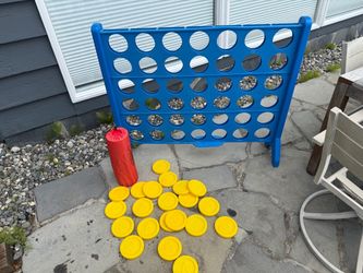 Hasbro Connect 4 Giant Edition Outdoor Game
