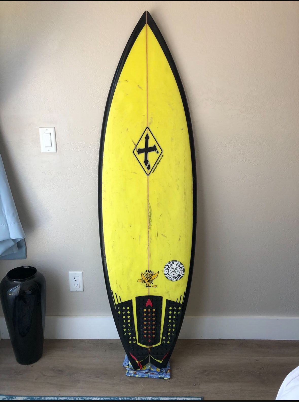 5’6” Custom Xanadu- Pig 2- Surfboard
