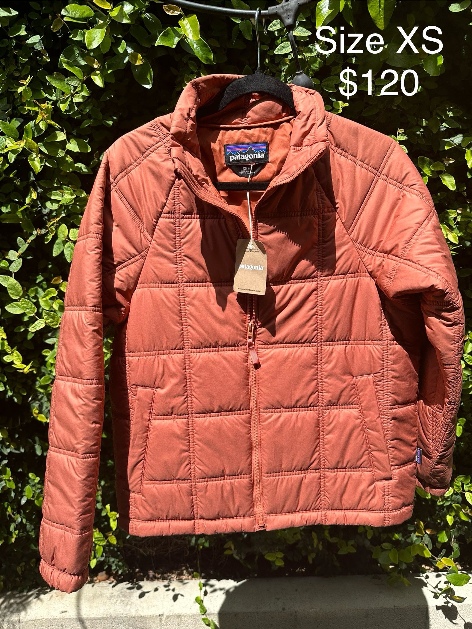 New: Patagonia Women’s Lost Canyon Jacket Size: S
