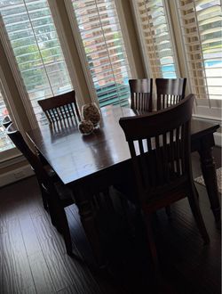Kitchen Table and Chairs