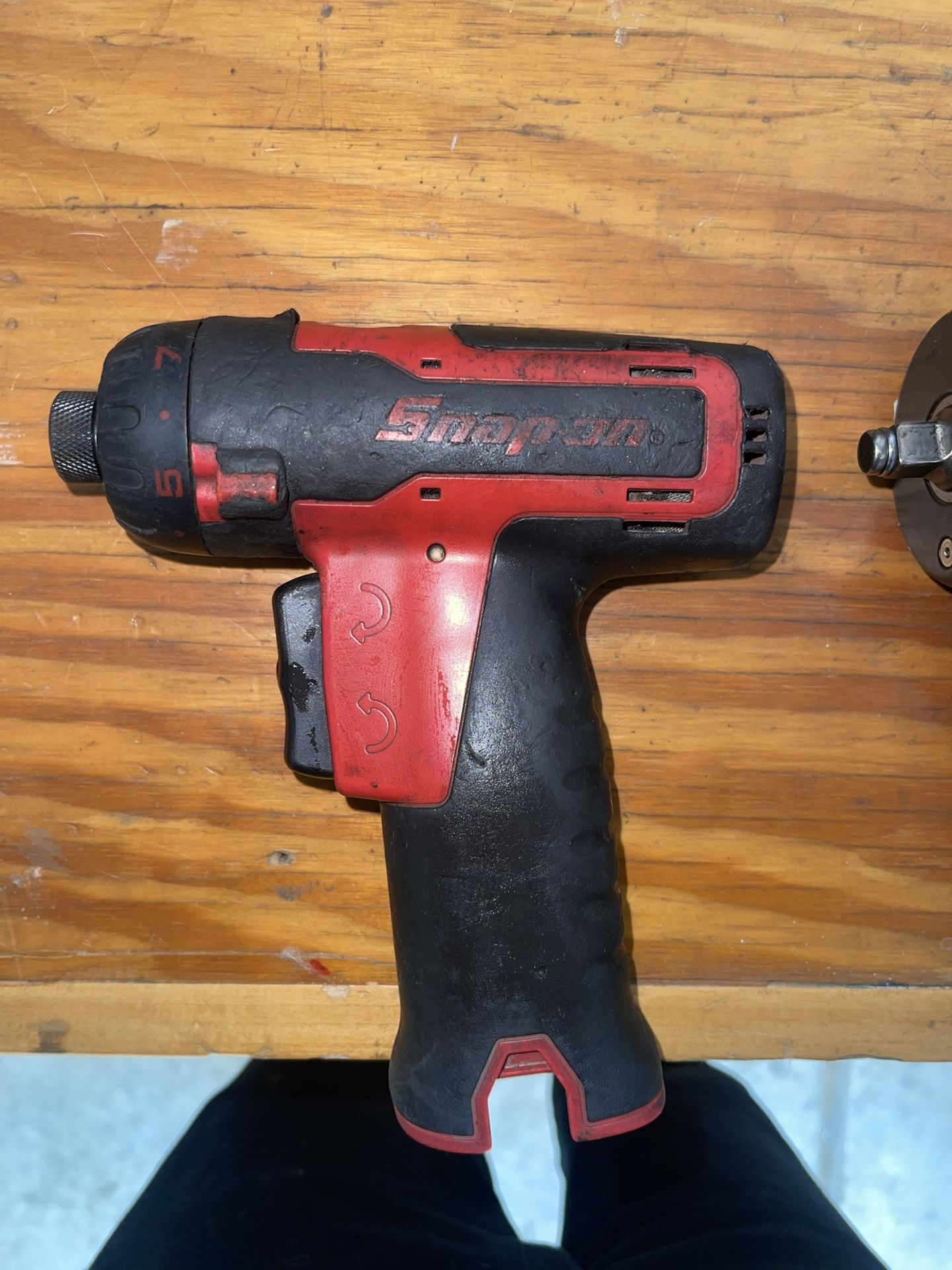 Snap on 1/4 Hex Screwdriver 14v
