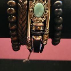 4pcs Vintage Western Style Bracelet Set Turquoise & Wooden Beads