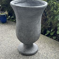 Large outdoor footed pot