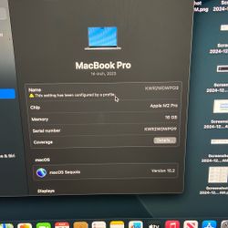 MacBook 14 inch 2023