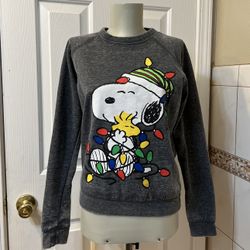 New Without Tag PEANUTS Snoopy Christmas sweatshirt