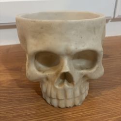 Halloween skull dish 8”
