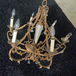 Chandelier 