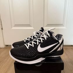 Kobe 6 mambacitas size 10.5 Brand New