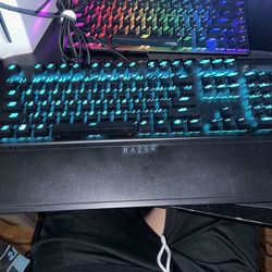 Razor Black widow V3