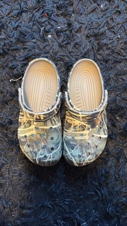 Camo crocs