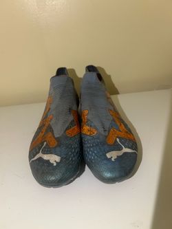 Used Puma futures men’s size 10