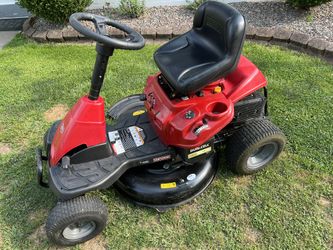 Craftsman R1000 30 Riding Mower for Sale in New Albany IN OfferUp