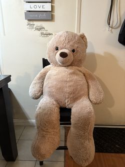 Giant Teddy Bear