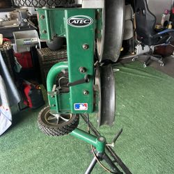 ATEC PRO 2 Pitching Machine