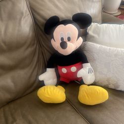 28” Disney Mickey Mouse