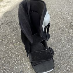 Ovation Medical Walking Boot Gen 2 - Large
