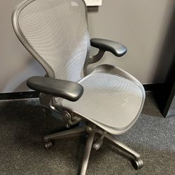 Herman Miller Aeron Chair