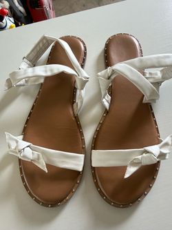 Women’s sandals