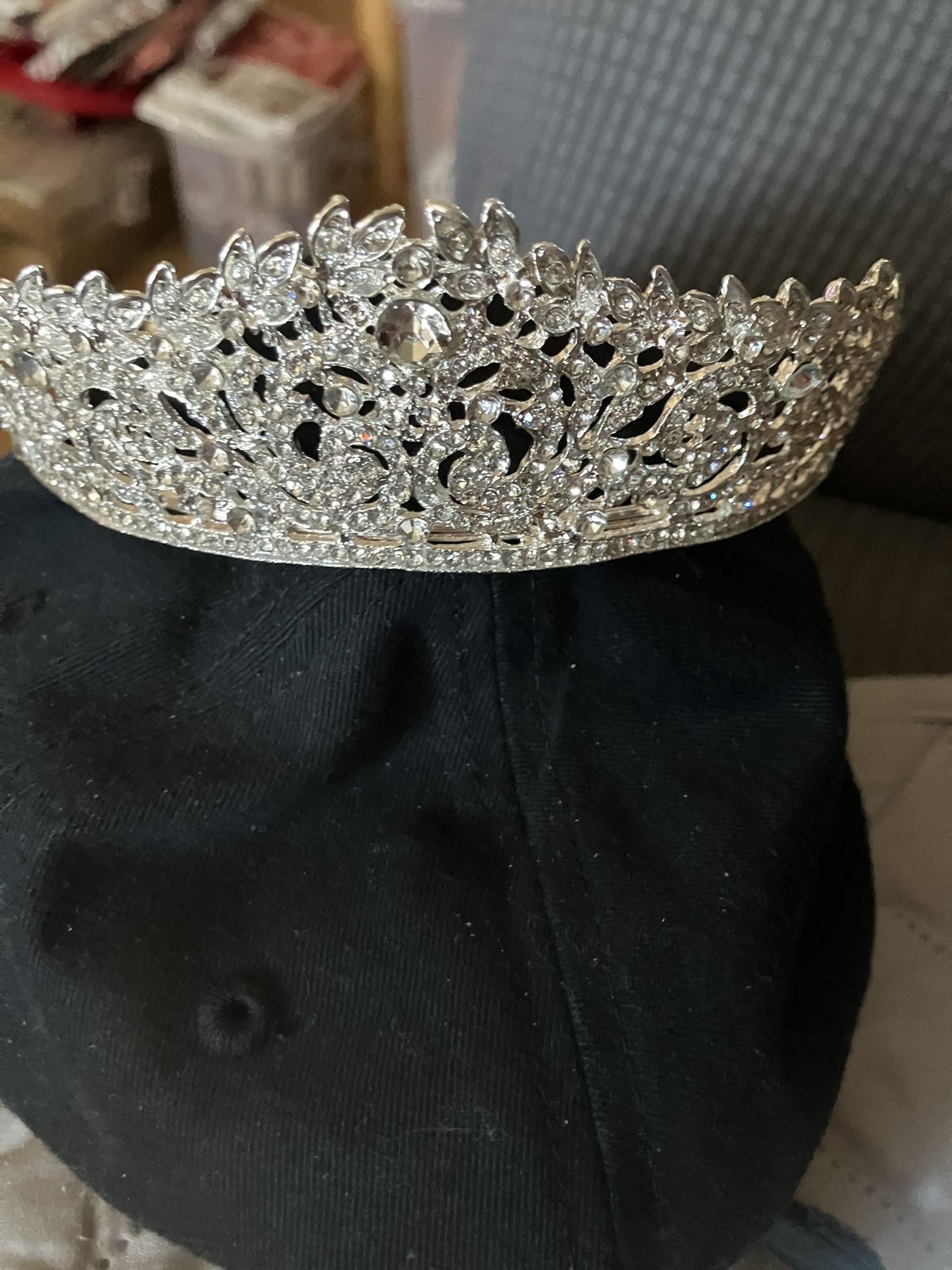Beautiful Tiaras And Crowns