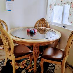 Dining Room Table With 4 Chairs 
