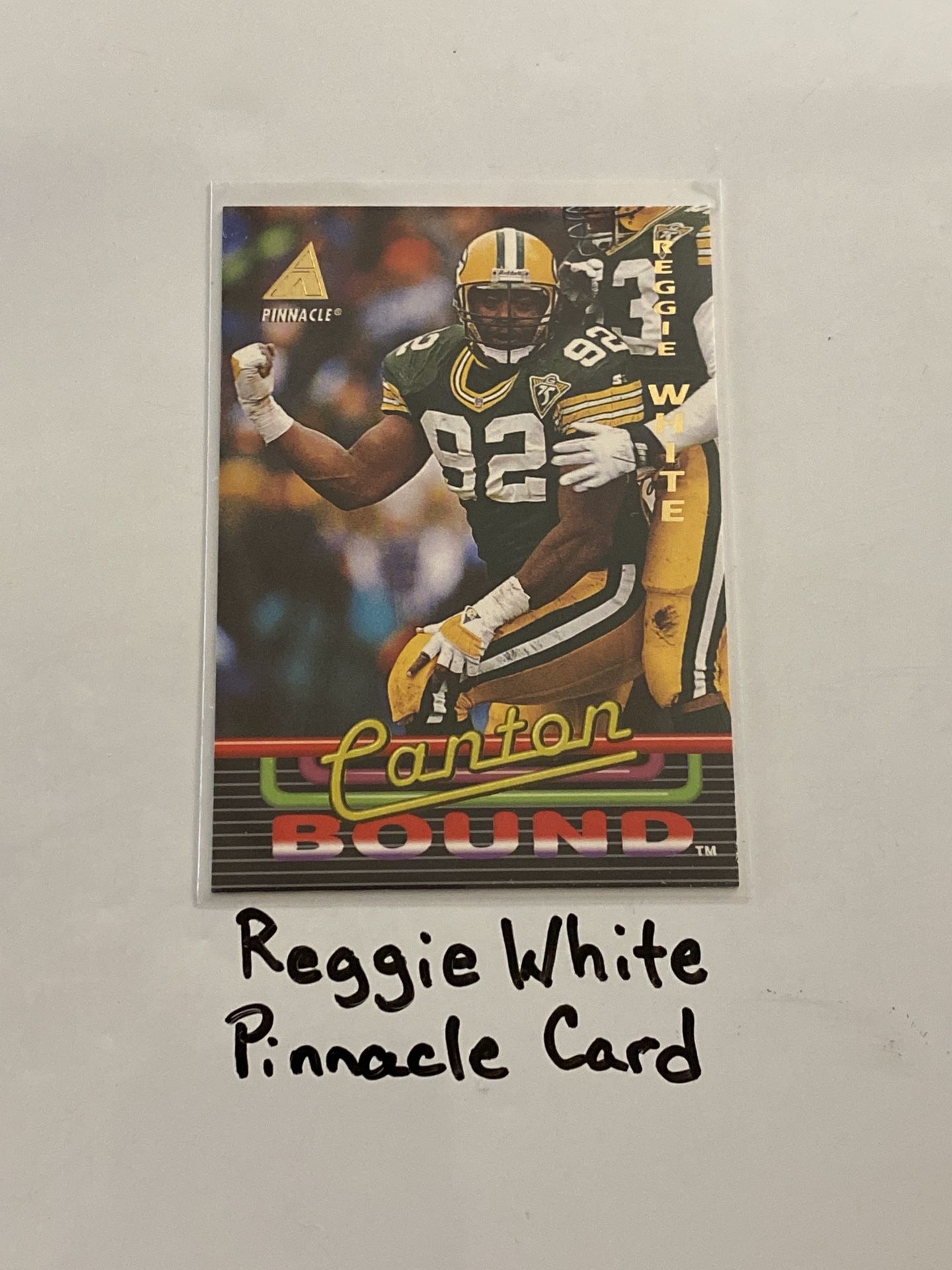 Reggie White Green Bay Packers Hall of Fame DE Pinnacle Card.