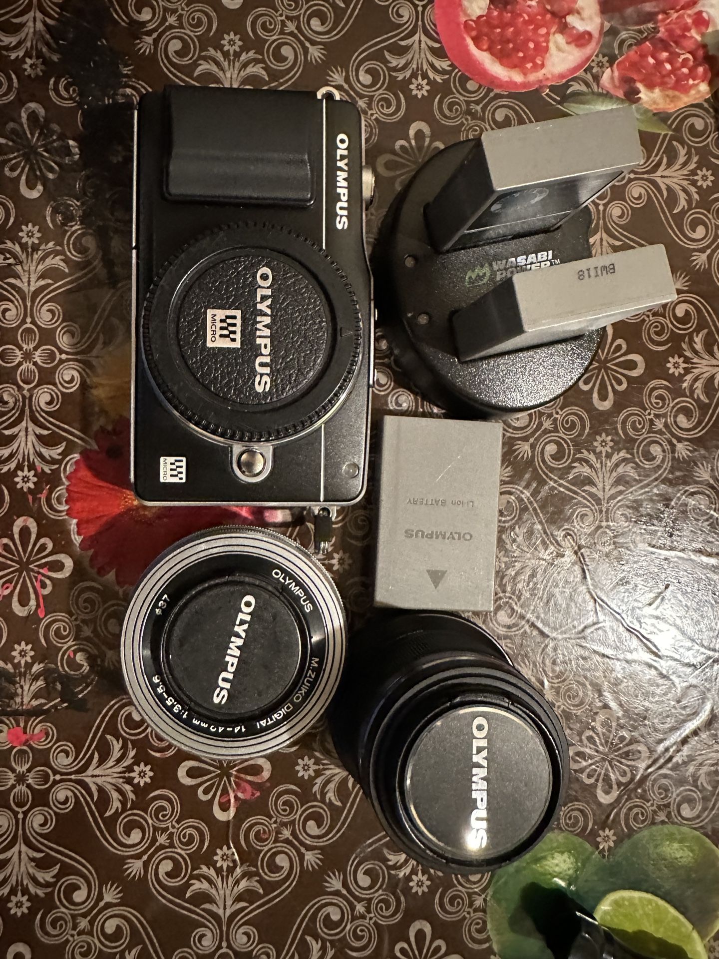 Olympus Mini Pm2 14-42mm And 45mm