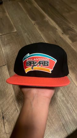 Spurs hat