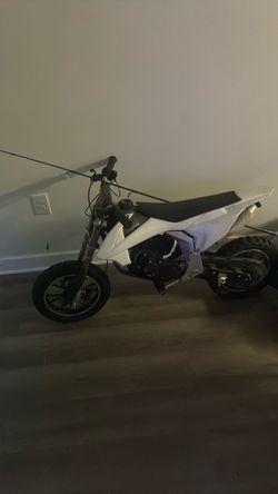 Dirt bike never ride it no more