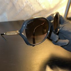 Gucci Square Sunglasses For Women’s 