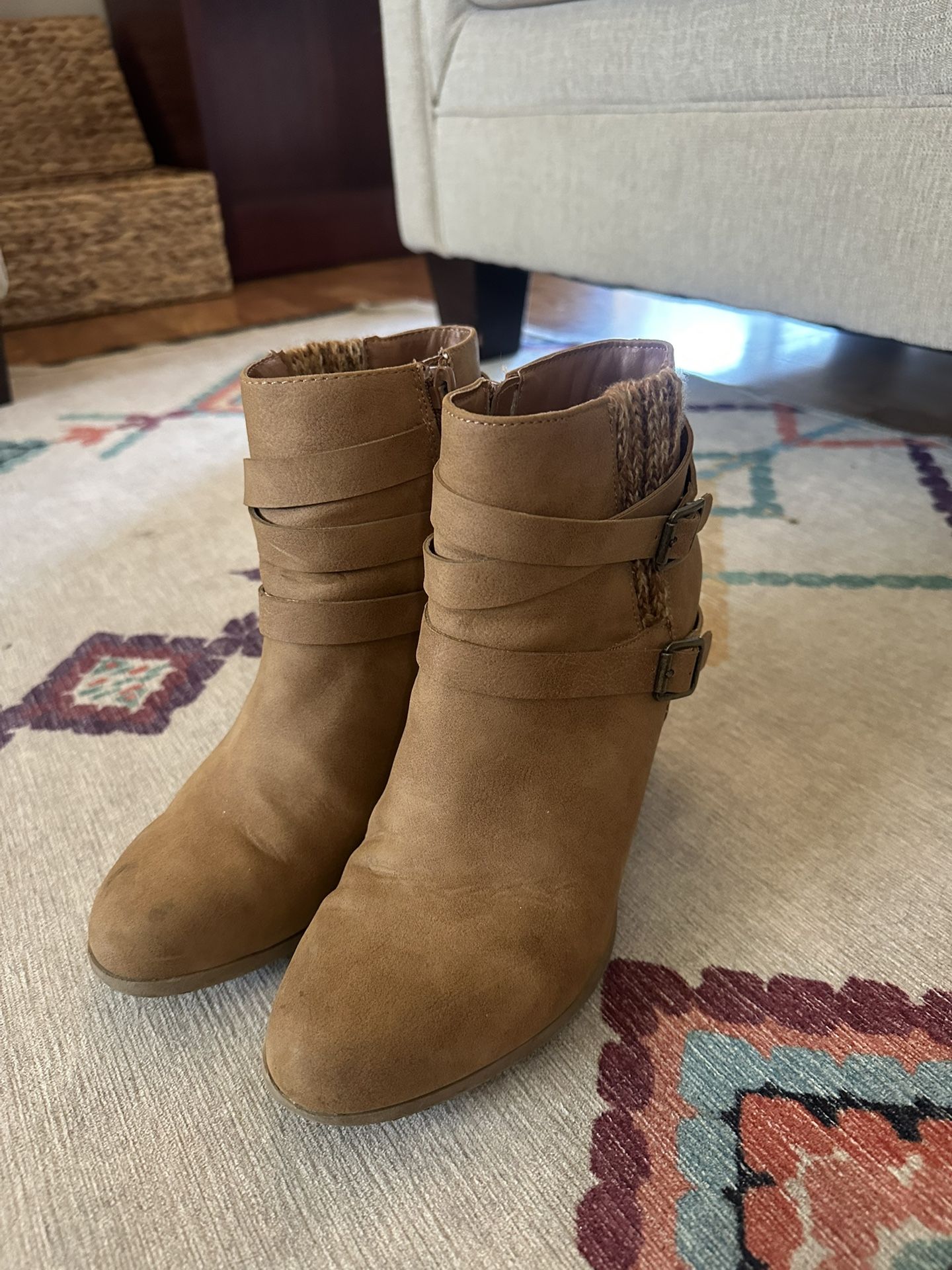 Boots/Heels