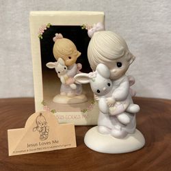 Precious Moments “Jesus Loves Me”