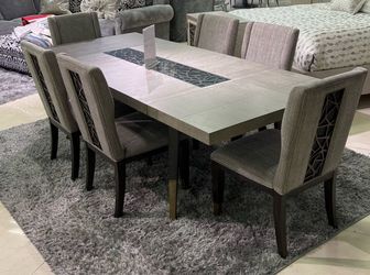 Stunning Dining Table with Matching 6 Chairs - BRAND NEW - SaMe DaY DeLiVeRy - $0 Money Down