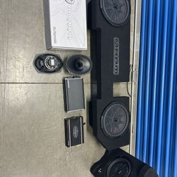  Diamond Audio & Set With Kickers And Speaker Box