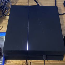 PlayStation 4 slim