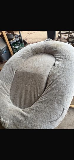 Dog bed