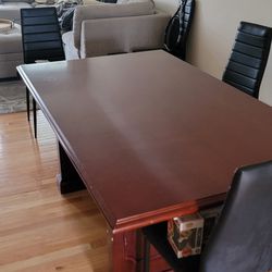 Solid Wood Dinning Room Table